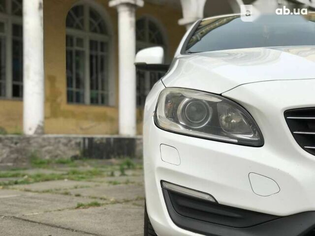 Вольво С60, объемом двигателя 1.6 л и пробегом 291 тыс. км за 12590 $, фото 7 на Automoto.ua