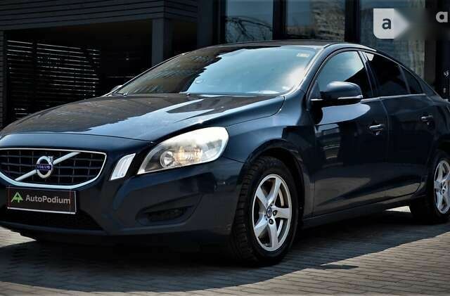 Вольво С60, объемом двигателя 2 л и пробегом 271 тыс. км за 13500 $, фото 3 на Automoto.ua