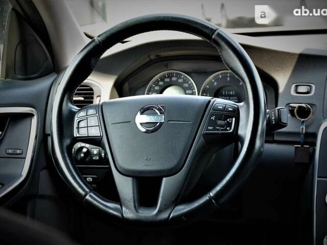 Вольво С60, объемом двигателя 2 л и пробегом 271 тыс. км за 13500 $, фото 28 на Automoto.ua