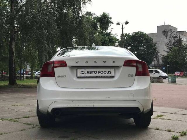 Вольво С60, объемом двигателя 1.6 л и пробегом 291 тыс. км за 12590 $, фото 2 на Automoto.ua