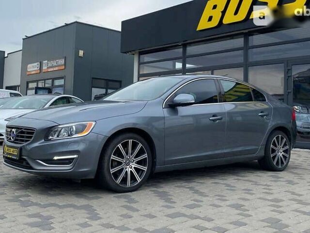 Вольво С60, объемом двигателя 2.5 л и пробегом 108 тыс. км за 15000 $, фото 6 на Automoto.ua