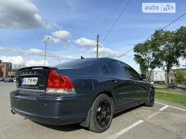 Вольво С60, об'ємом двигуна 2.4 л та пробігом 255 тис. км за 7500 $, фото 4 на Automoto.ua