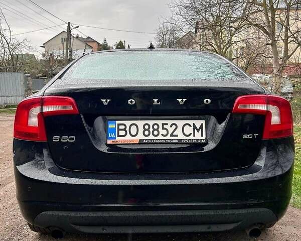 Вольво С60, объемом двигателя 2 л и пробегом 230 тыс. км за 8700 $, фото 1 на Automoto.ua