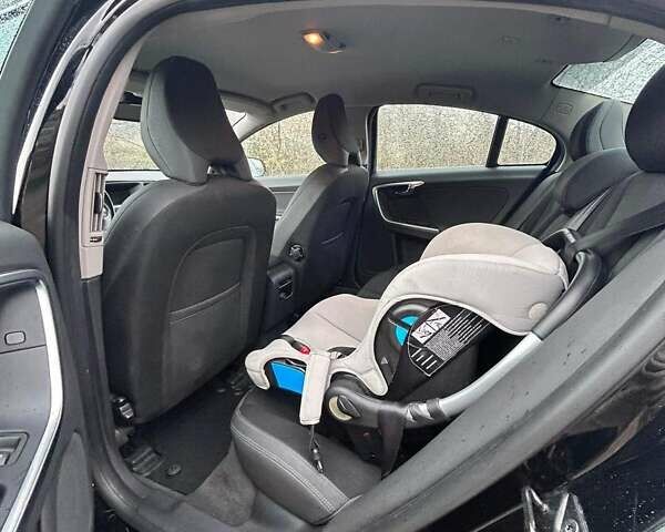 Вольво С60, объемом двигателя 2 л и пробегом 230 тыс. км за 8700 $, фото 9 на Automoto.ua