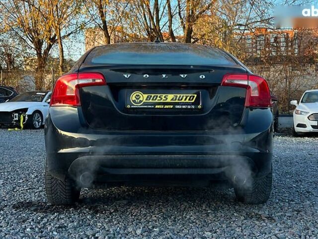 Вольво С60, об'ємом двигуна 2 л та пробігом 198 тис. км за 9600 $, фото 4 на Automoto.ua