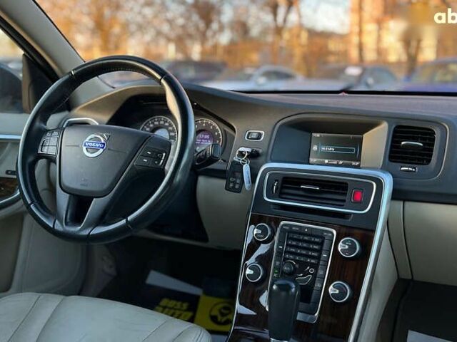 Вольво С60, об'ємом двигуна 2 л та пробігом 198 тис. км за 9600 $, фото 17 на Automoto.ua