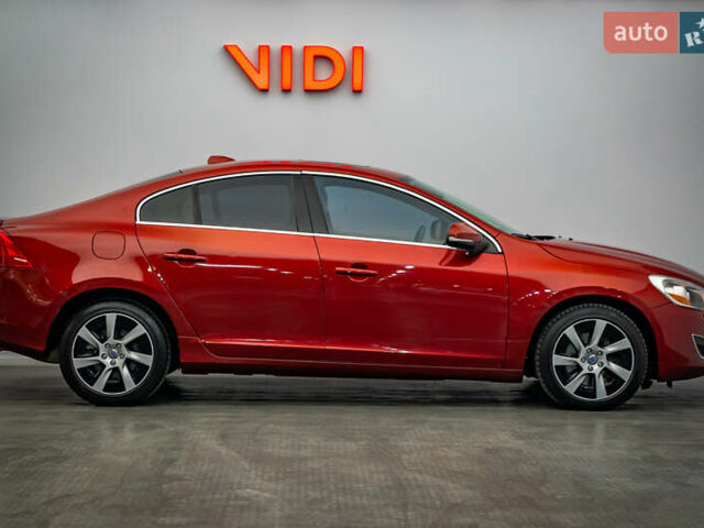 Вольво С60, об'ємом двигуна 2.5 л та пробігом 202 тис. км за 8432 $, фото 3 на Automoto.ua