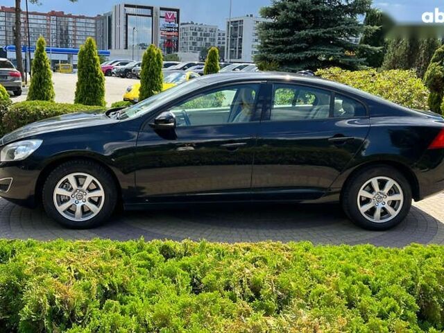 Вольво С60, об'ємом двигуна 2 л та пробігом 198 тис. км за 9600 $, фото 3 на Automoto.ua