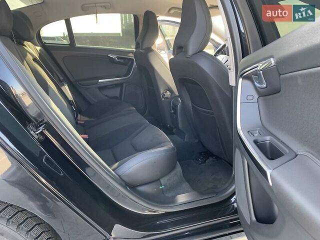 Вольво С60, объемом двигателя 1.98 л и пробегом 147 тыс. км за 10200 $, фото 4 на Automoto.ua