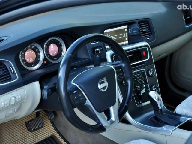 Вольво С60, об'ємом двигуна 2.5 л та пробігом 207 тис. км за 8500 $, фото 16 на Automoto.ua