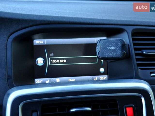 Вольво С60, об'ємом двигуна 2.52 л та пробігом 207 тис. км за 8500 $, фото 35 на Automoto.ua