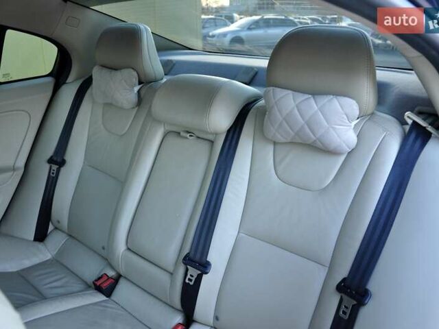 Вольво С60, об'ємом двигуна 2.52 л та пробігом 207 тис. км за 8500 $, фото 22 на Automoto.ua