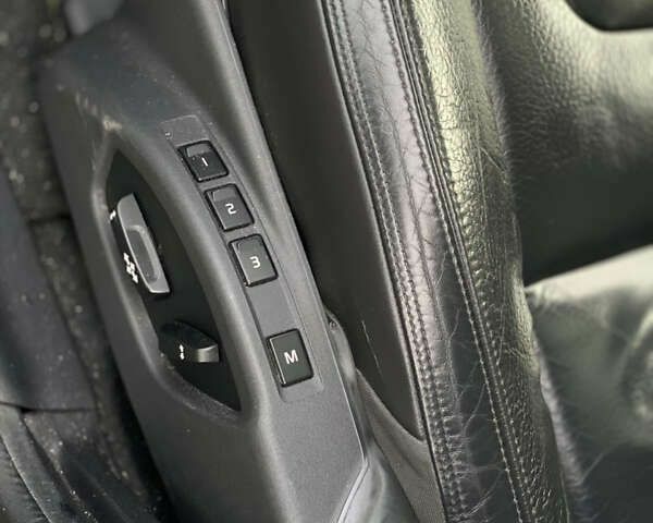 Вольво С60, объемом двигателя 2.5 л и пробегом 284 тыс. км за 9400 $, фото 15 на Automoto.ua