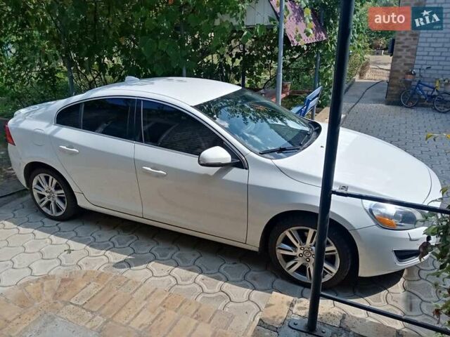 Вольво С60, об'ємом двигуна 2.52 л та пробігом 158 тис. км за 12000 $, фото 1 на Automoto.ua