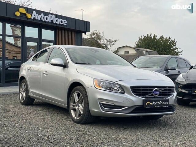 Вольво С60, объемом двигателя 2.5 л и пробегом 284 тыс. км за 9400 $, фото 12 на Automoto.ua