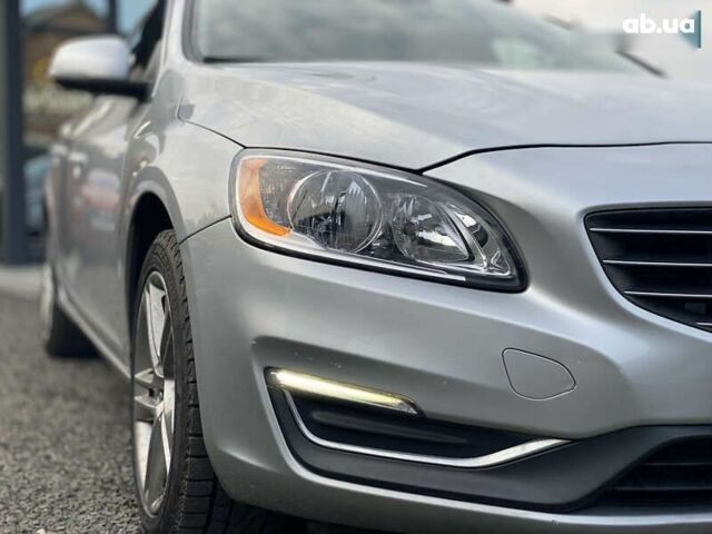 Вольво С60, объемом двигателя 2.5 л и пробегом 284 тыс. км за 9400 $, фото 13 на Automoto.ua