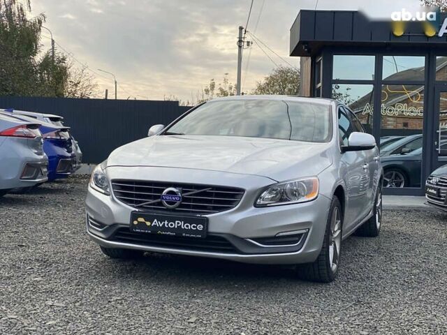 Вольво С60, объемом двигателя 2.5 л и пробегом 284 тыс. км за 9400 $, фото 10 на Automoto.ua