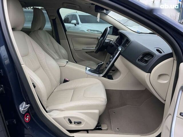 Вольво С60, об'ємом двигуна 2.5 л та пробігом 206 тис. км за 9990 $, фото 28 на Automoto.ua