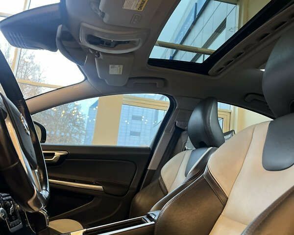 Вольво С60, об'ємом двигуна 2.5 л та пробігом 181 тис. км за 15900 $, фото 13 на Automoto.ua