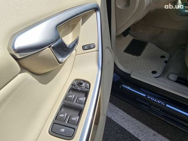 Вольво С60, объемом двигателя 2.5 л и пробегом 81 тыс. км за 13600 $, фото 10 на Automoto.ua