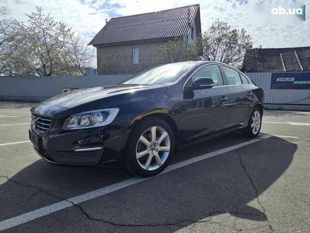 Вольво С60, объемом двигателя 2.5 л и пробегом 81 тыс. км за 13600 $, фото 6 на Automoto.ua