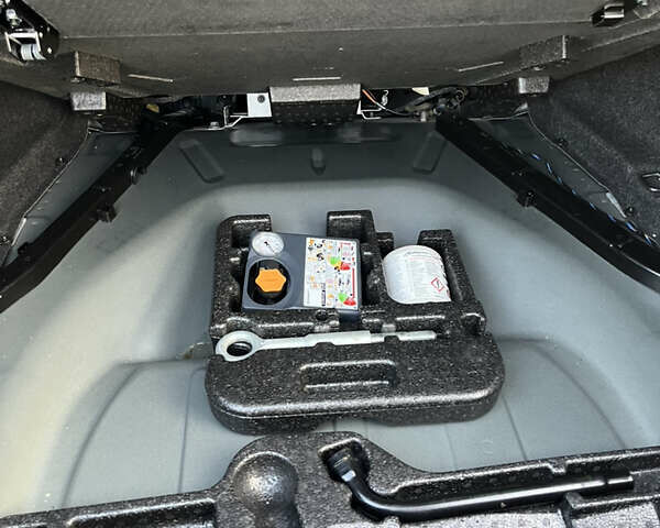 Вольво С60, объемом двигателя 2 л и пробегом 216 тыс. км за 13400 $, фото 26 на Automoto.ua