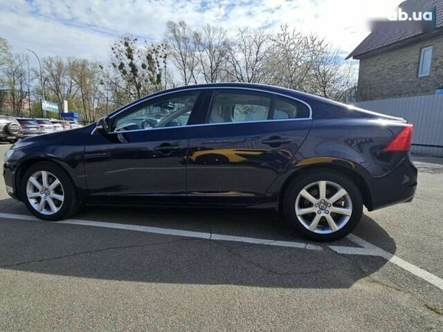 Вольво С60, объемом двигателя 2.5 л и пробегом 81 тыс. км за 13600 $, фото 5 на Automoto.ua