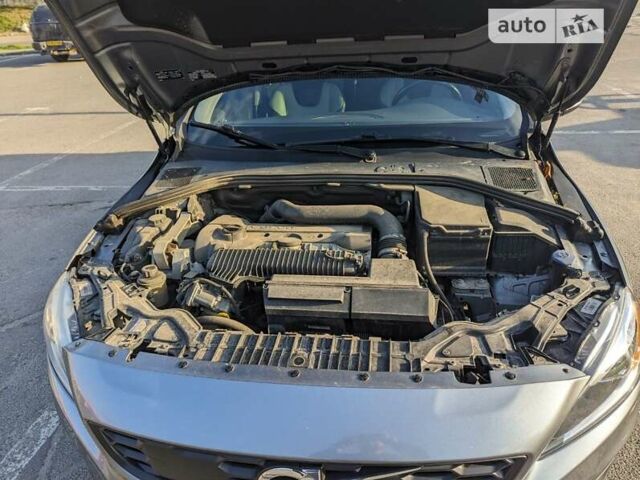 Вольво С60, объемом двигателя 2.5 л и пробегом 91 тыс. км за 13900 $, фото 18 на Automoto.ua