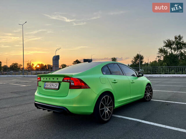 Вольво С60, объемом двигателя 1.97 л и пробегом 121 тыс. км за 22000 $, фото 5 на Automoto.ua