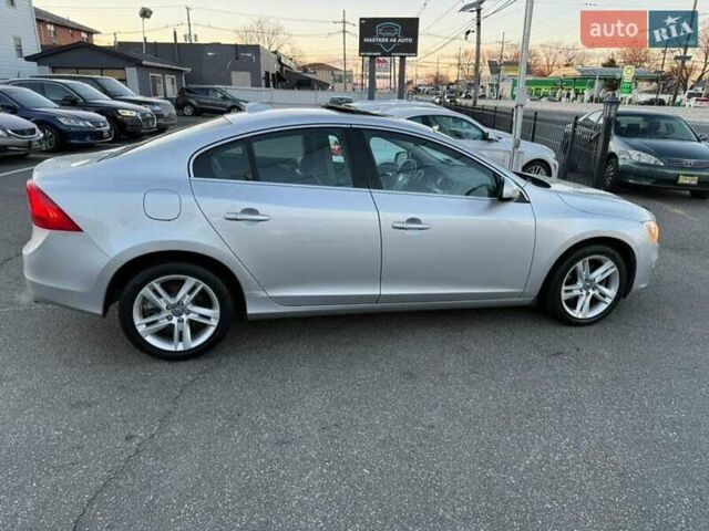 Вольво С60, объемом двигателя 2 л и пробегом 162 тыс. км за 2000 $, фото 5 на Automoto.ua