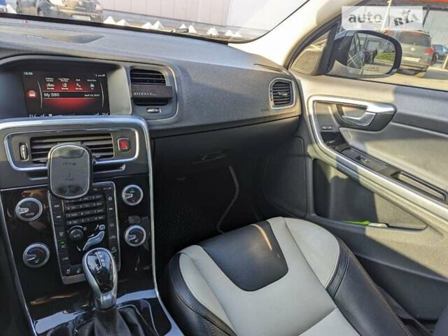Вольво С60, объемом двигателя 2.5 л и пробегом 91 тыс. км за 13900 $, фото 11 на Automoto.ua