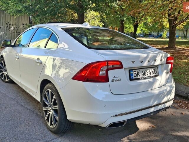 Вольво С60, объемом двигателя 1.97 л и пробегом 178 тыс. км за 13100 $, фото 9 на Automoto.ua