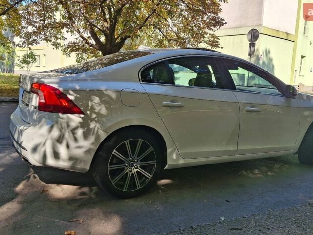 Вольво С60, объемом двигателя 1.97 л и пробегом 178 тыс. км за 13100 $, фото 8 на Automoto.ua