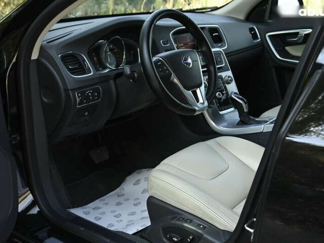 Вольво С60, об'ємом двигуна 2 л та пробігом 190 тис. км за 13350 $, фото 21 на Automoto.ua