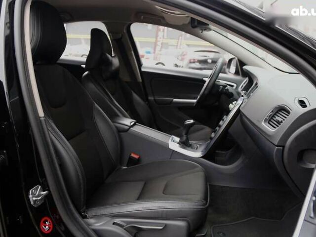 Вольво С60, об'ємом двигуна 2 л та пробігом 217 тис. км за 15500 $, фото 11 на Automoto.ua