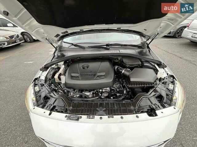 Вольво С60, объемом двигателя 2 л и пробегом 105 тыс. км за 2700 $, фото 8 на Automoto.ua