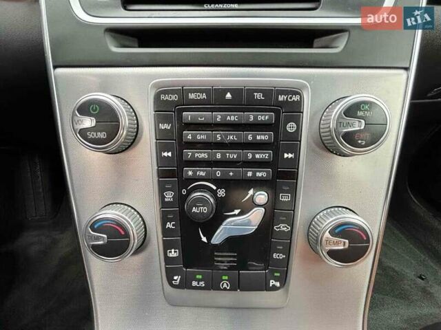 Вольво С60, объемом двигателя 2 л и пробегом 105 тыс. км за 2700 $, фото 10 на Automoto.ua