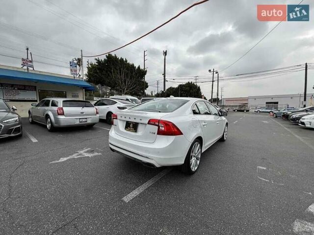 Вольво С60, объемом двигателя 2 л и пробегом 105 тыс. км за 2700 $, фото 2 на Automoto.ua