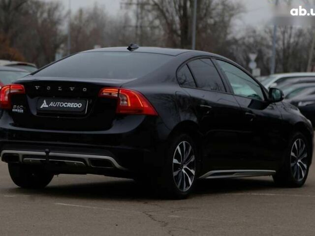 Вольво С60, об'ємом двигуна 2 л та пробігом 217 тис. км за 15500 $, фото 6 на Automoto.ua