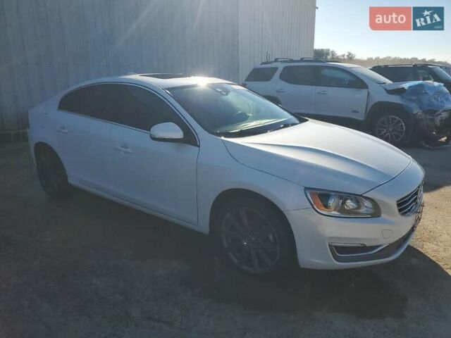 Вольво С60, объемом двигателя 1.97 л и пробегом 160 тыс. км за 3100 $, фото 3 на Automoto.ua