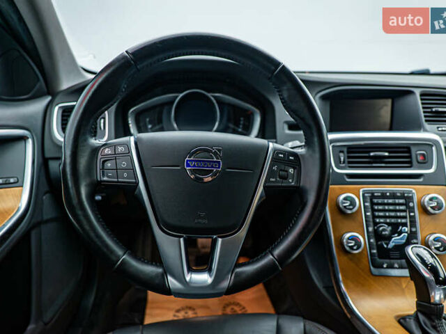 Вольво С60, объемом двигателя 2 л и пробегом 132 тыс. км за 18224 $, фото 11 на Automoto.ua