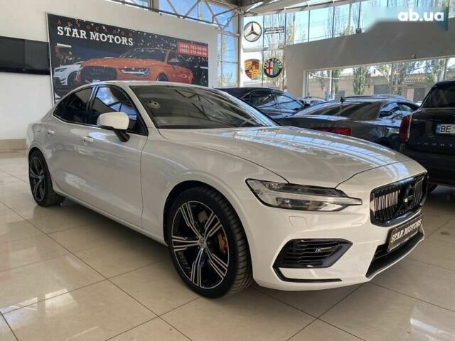 Вольво С60, объемом двигателя 0 л и пробегом 44 тыс. км за 26999 $, фото 9 на Automoto.ua