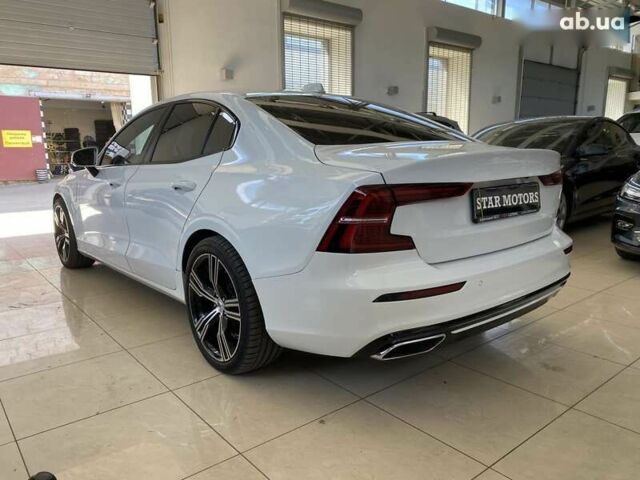 Вольво С60, объемом двигателя 0 л и пробегом 44 тыс. км за 26999 $, фото 16 на Automoto.ua