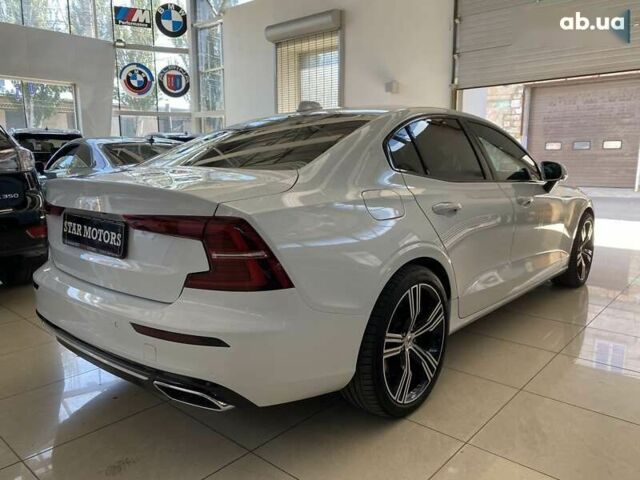 Вольво С60, объемом двигателя 0 л и пробегом 44 тыс. км за 26999 $, фото 10 на Automoto.ua