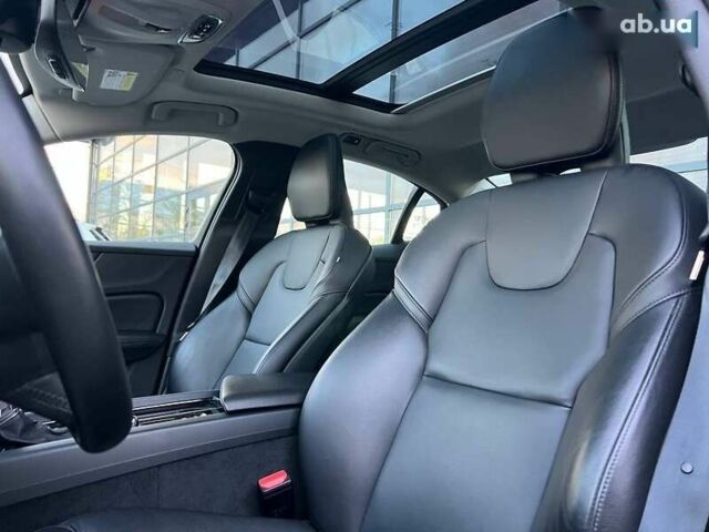 Вольво С60, объемом двигателя 2 л и пробегом 66 тыс. км за 23500 $, фото 11 на Automoto.ua