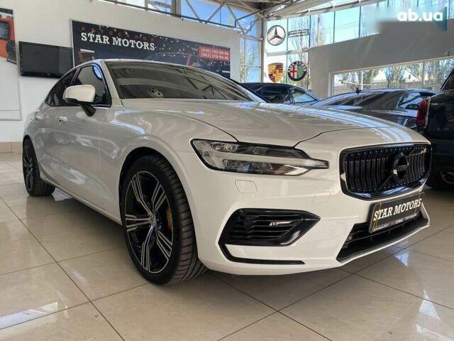 Вольво С60, объемом двигателя 0 л и пробегом 44 тыс. км за 26999 $, фото 6 на Automoto.ua