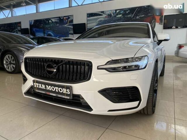 Вольво С60, объемом двигателя 0 л и пробегом 44 тыс. км за 26999 $, фото 4 на Automoto.ua