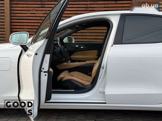 Вольво С60, об'ємом двигуна 0 л та пробігом 98 тис. км за 28000 $, фото 18 на Automoto.ua