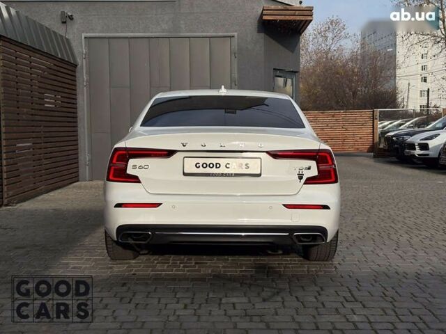 Вольво С60, об'ємом двигуна 0 л та пробігом 98 тис. км за 28000 $, фото 4 на Automoto.ua
