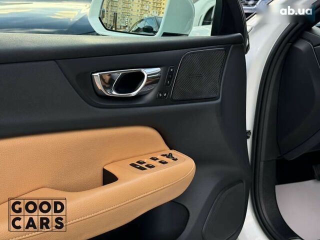 Вольво С60, объемом двигателя 0 л и пробегом 80 тыс. км за 30000 $, фото 17 на Automoto.ua